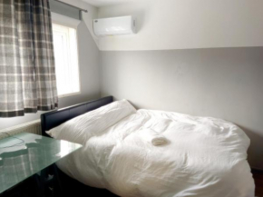 Luxurious En-suite Soft Water Air Conditioning TV ETHERIUM